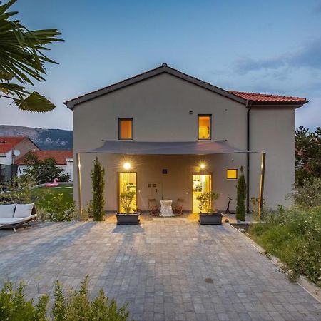 Tarari Luxury Apartment Baška Eksteriør billede