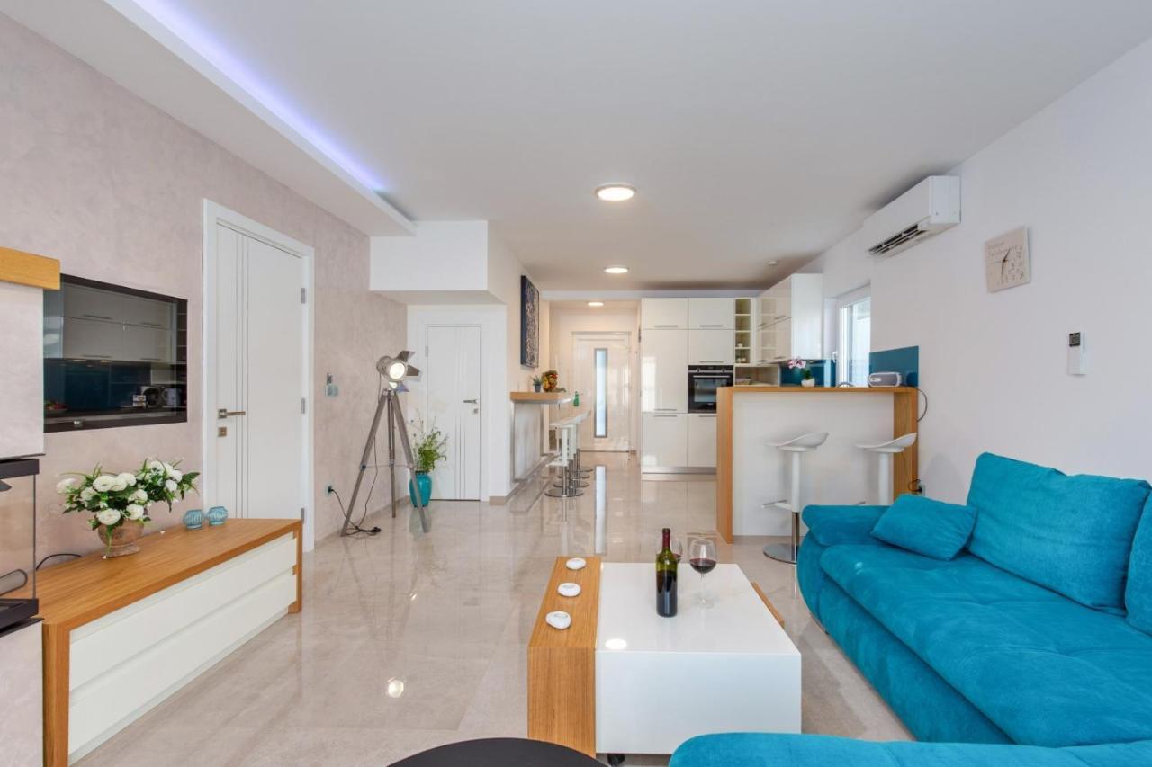 Tarari Luxury Apartment Baška Eksteriør billede