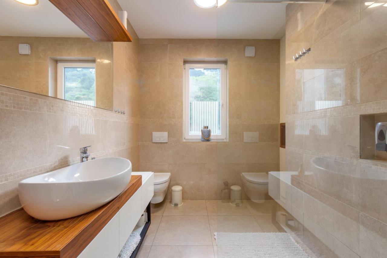 Tarari Luxury Apartment Baška Eksteriør billede