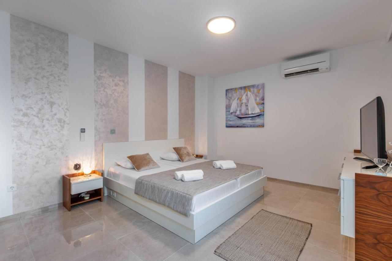Tarari Luxury Apartment Baška Eksteriør billede