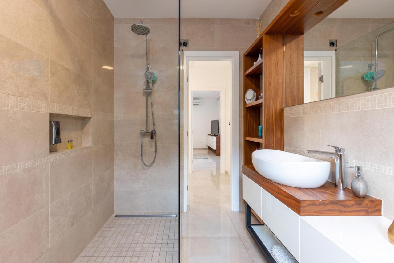 Tarari Luxury Apartment Baška Eksteriør billede