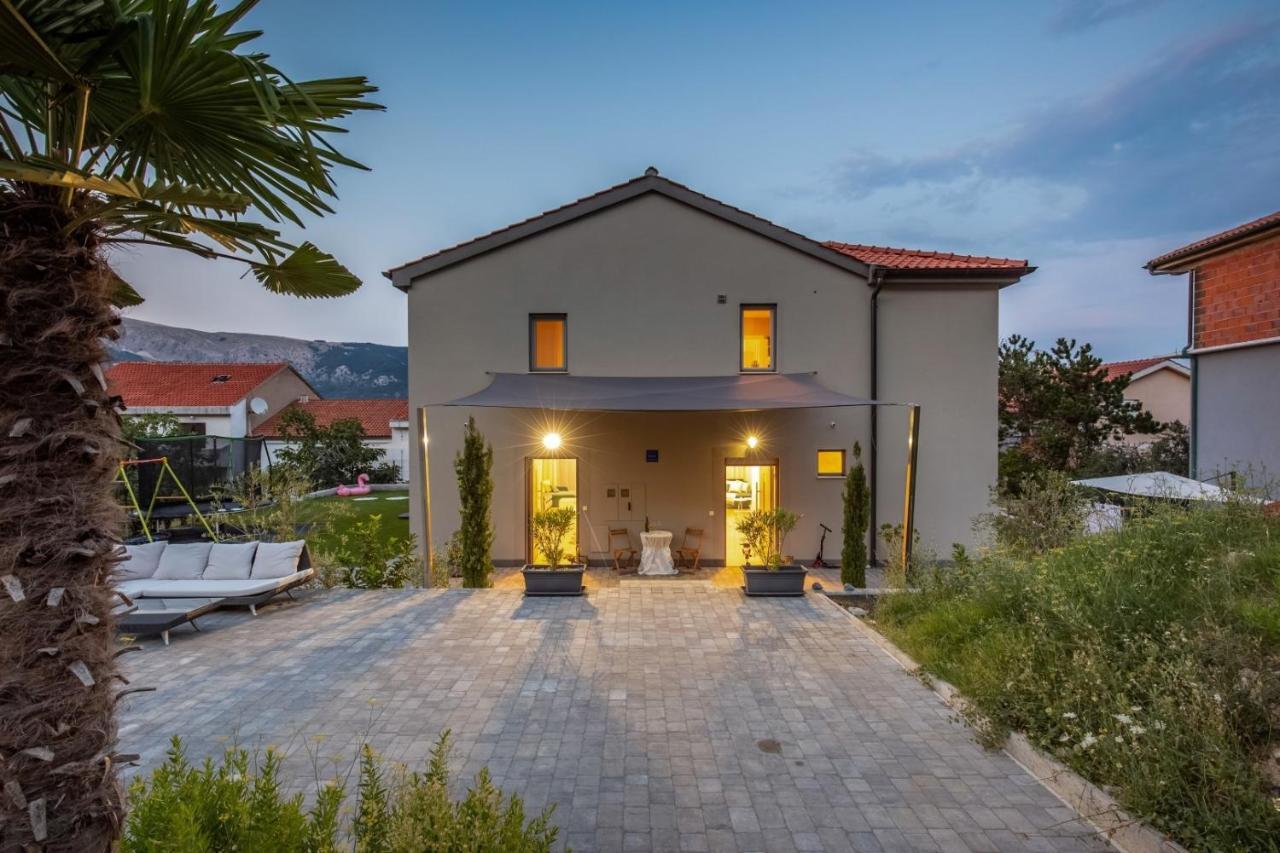 Tarari Luxury Apartment Baška Eksteriør billede