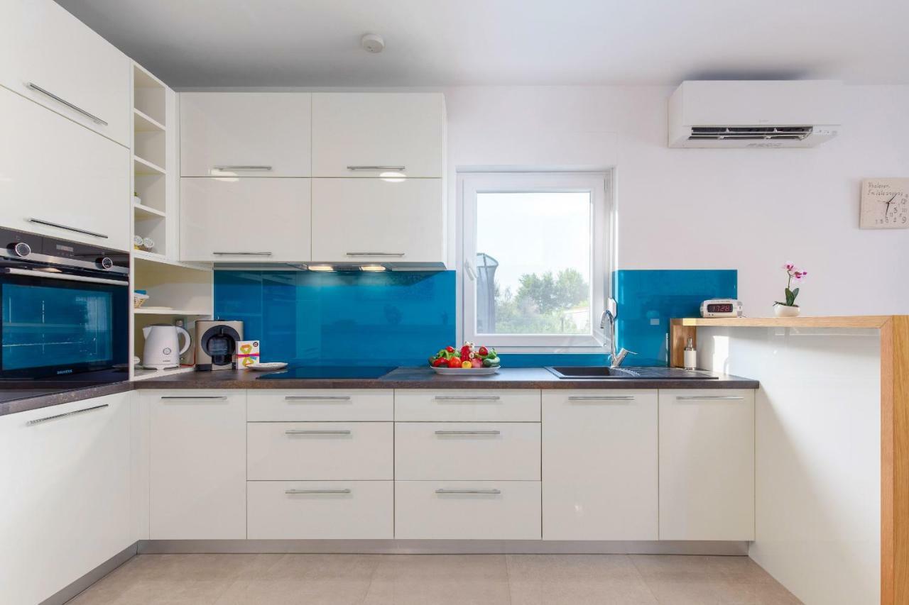 Tarari Luxury Apartment Baška Eksteriør billede